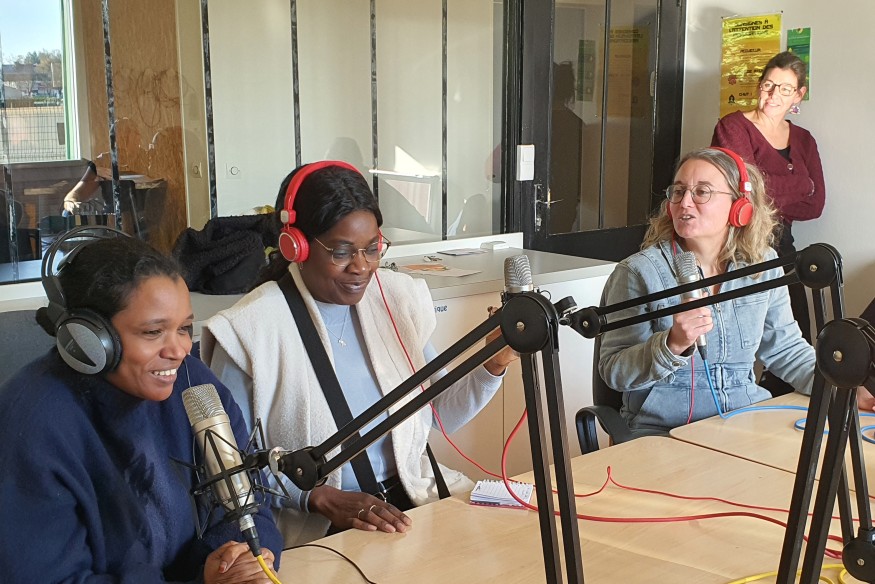 RADIO LOCO à MAUGES SUR LOIRE
